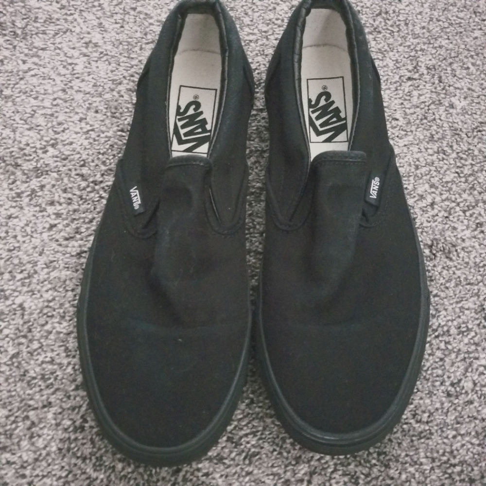 Off the wall slip on vans